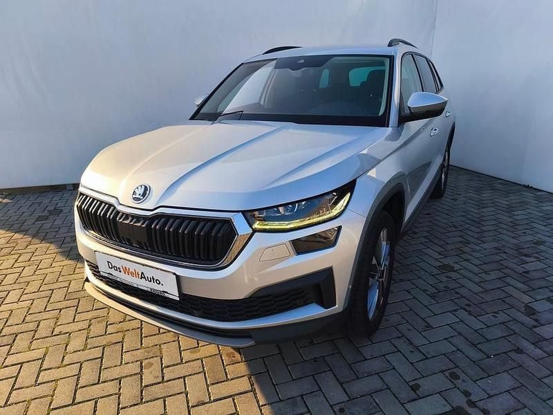 Gri deschis metalic Utilizat 2022 Skoda Kodiaq Ambition SUV | 26.597 EUR (Preț OK) - Imagine 1/4