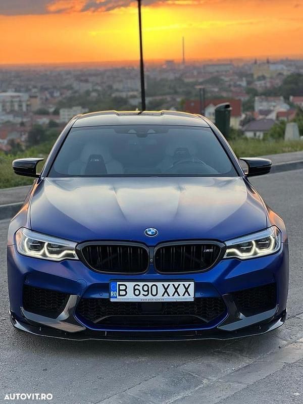 Culoarealbastru Utilizat 2018 BMW M5 Berlinǎ | 46.500 EUR - Imagine 1/4
