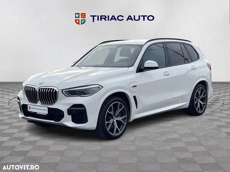 Second-hand BMW X5 394 CP (289 kW) 2022 Culoarealb SUV