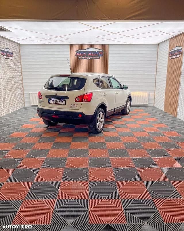 Second-hand Nissan Qashqai Tekna 150 CP (110 kW) 2009 Alb SUV
