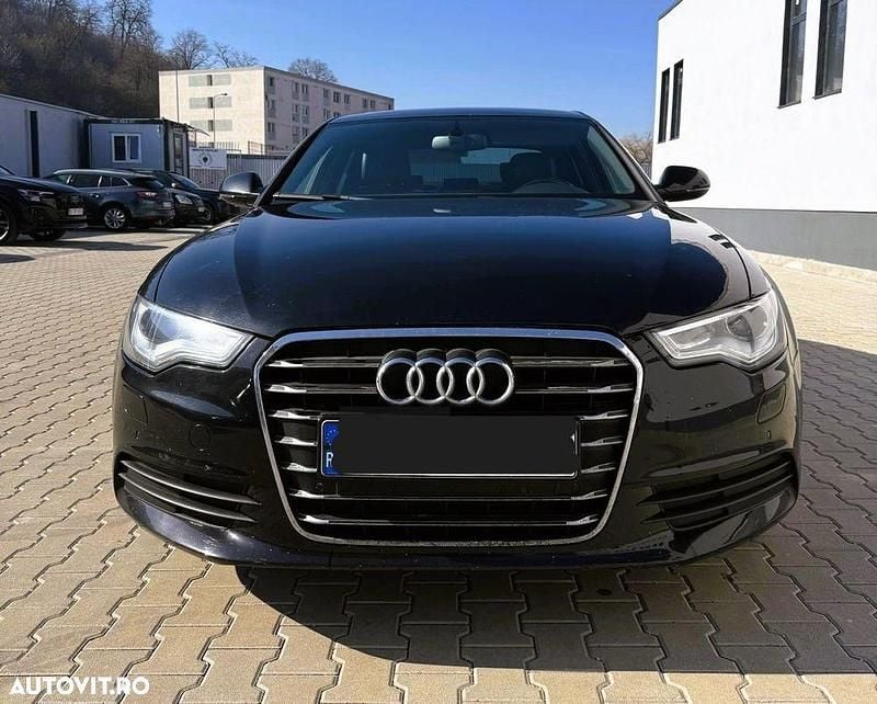 Second-hand Audi A6 Sport 204 CP (150 kW) 2013 Culoarenegru Berlinǎ