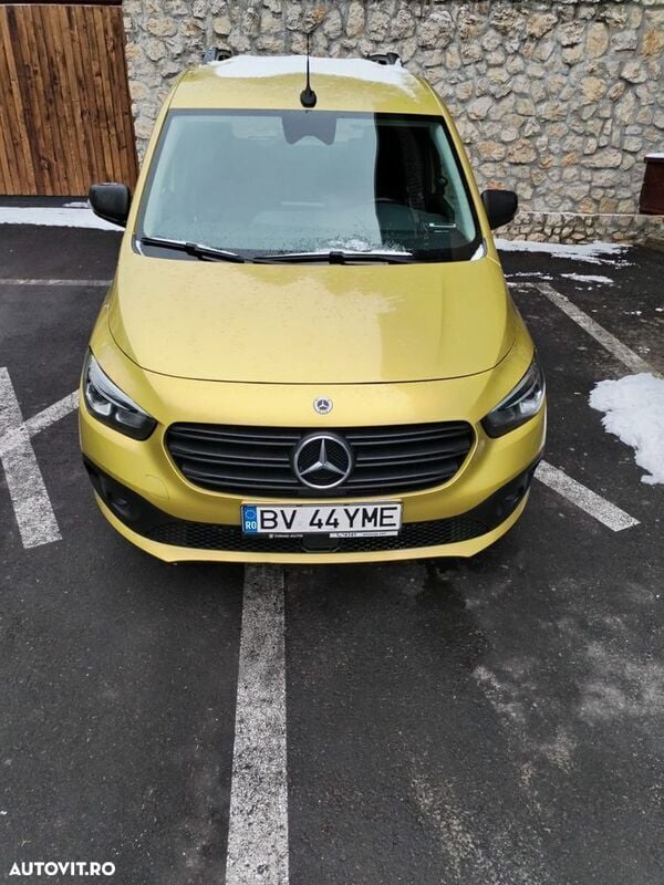 Galbeuriu Utilizat 2022 Mercedes Citan 110 Break | 20.000 EUR - Imagine 1/4