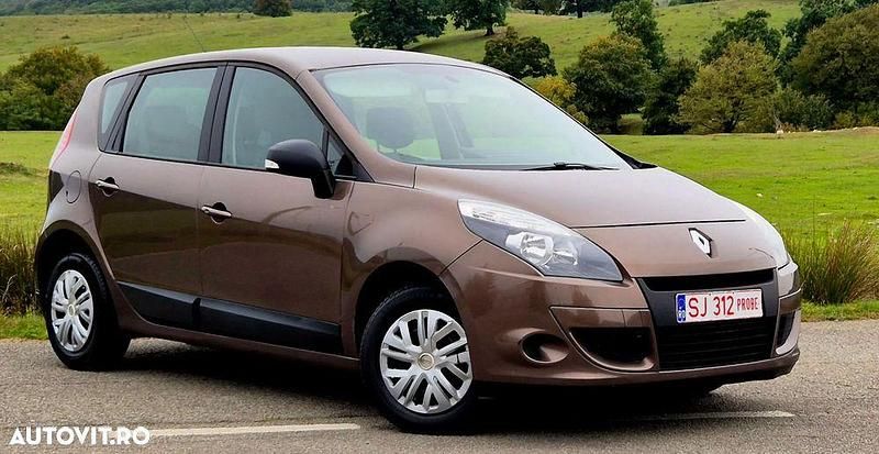 Culoaremaro Utilizat 2011 Renault Scénic III Monovolum | 4.390 EUR (Preț OK) - Imagine 1/4