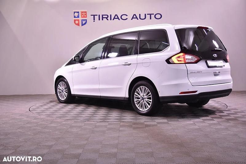 Second-hand Ford Galaxy 180 CP (132 kW) 2018 Culoarealb Monovolum