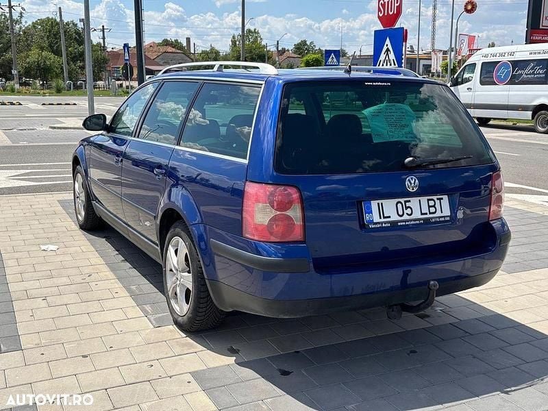 Albastru Utilizat 2004 VW Passat Highline Break | 1.899 EUR (Preț OK) - Imagine 1/4
