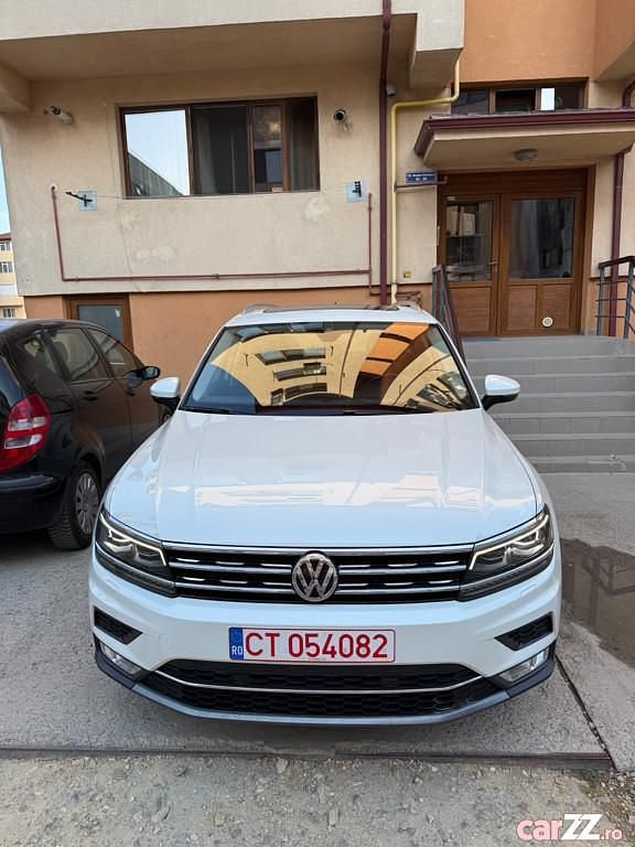 Culoarealb Utilizat 2017 VW Tiguan Highline SUV | 18.500 EUR (Preț OK) - Imagine 1/4