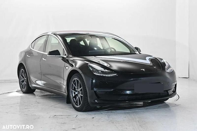 Culoarenegru Utilizat 2019 Tesla Model 3 Berlinǎ | 19.500 EUR (Super Preț) - Imagine 1/4