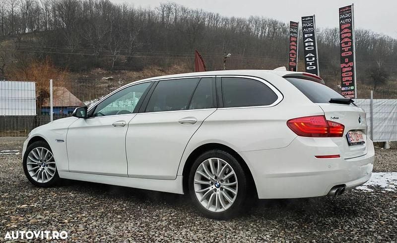 Second-hand BMW 520 190 CP (139 kW) 2015 Culoarealb Break