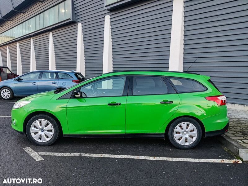 Verde Utilizat 2011 Ford Focus Trend Break | 2.590 EUR (Preț bun) - Imagine 1/4