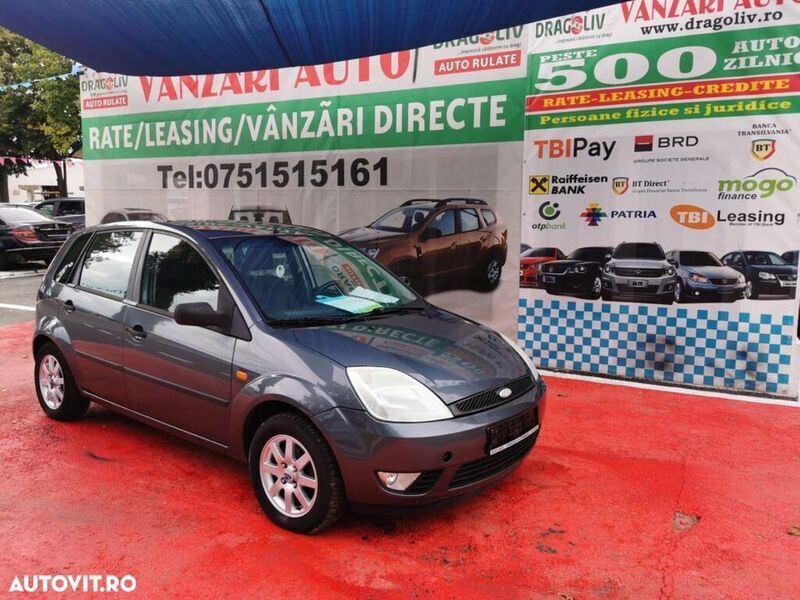 Gri Utilizat 2003 Ford Fiesta Ghia Hatchback | 1.699 EUR (Preț OK) - Imagine 1/4