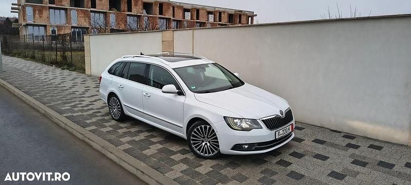 Culoarealb Utilizat 2015 Skoda Superb LAURIN & KLEMENT Break | 10.999 EUR (Preț OK) - Imagine 1/4