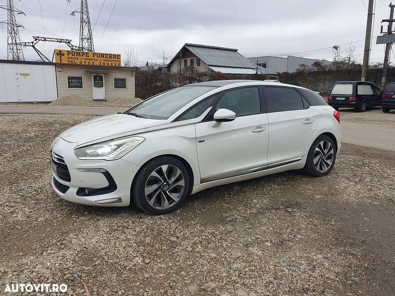 Culoarealb Second-hand 2013 Citroën DS5 So Chic Hatchback | 6.500 EUR (Preț OK) - Imagine 1/4