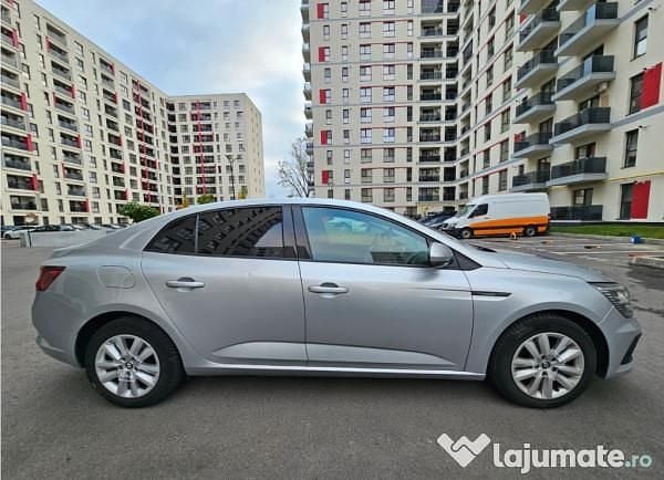 Second-hand Renault Mégane IV 140 CP (102 kW) 2022 Gri Berlinǎ