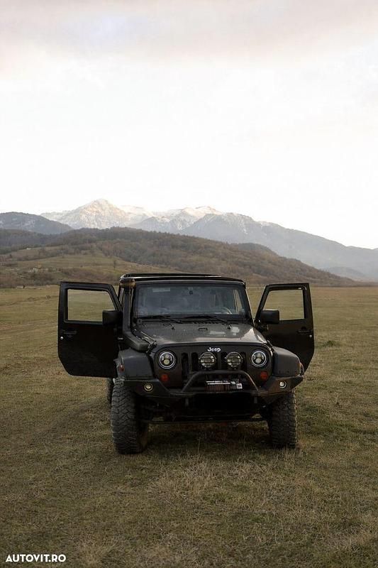 Culoarenegru Second-hand 2010 Jeep Wrangler SUV | 27.000 EUR - Imagine 1/4