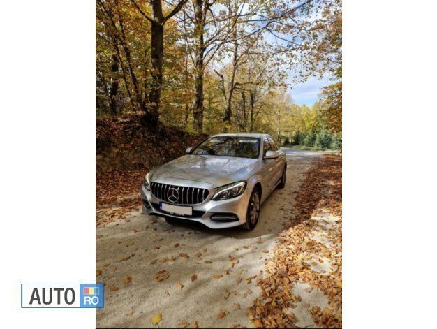Gri Utilizat 2015 Mercedes C220 Berlinǎ | 20.890 EUR - Imagine 1/4