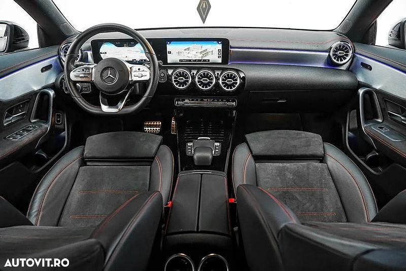 Second-hand Mercedes CLA200 AMG line 163 CP (119 kW) 2020 Culoaregri Berlinǎ