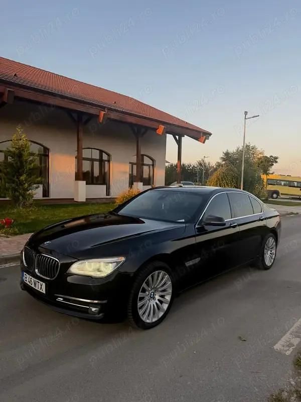 Utilizat 2015 BMW 730 Berlinǎ | 18.500 EUR (Super Preț) - Imagine 1/4