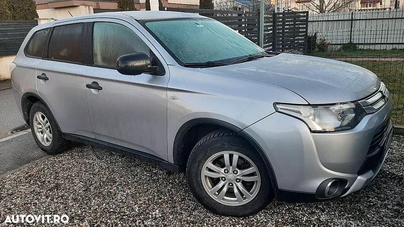 Second-hand Mitsubishi Outlander Invite+ 150 CP (110 kW) 2015 Culoaregri SUV