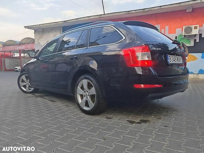 Culoarenegru Utilizat 2014 Skoda Octavia Elegance Break | 6.450 EUR (Preț OK) - Imagine 1/4