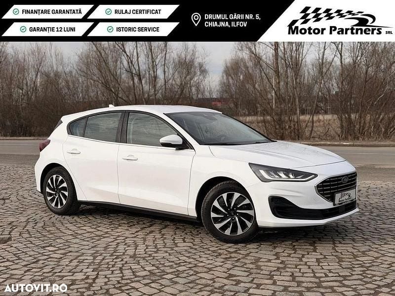 Culoarealb Second-hand 2023 Ford Focus Titanium X Hatchback | 14.490 EUR (Preț OK) - Imagine 1/4