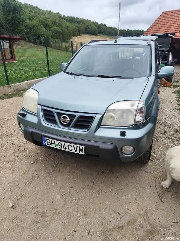 Utilizat 2003 Nissan X-Trail SUV | 2.200 EUR - Imagine 1/4