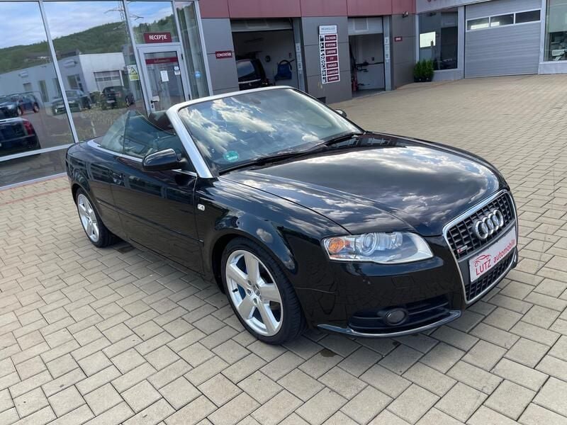 Second-hand Audi A4 Cabriolet S-Line 140 CP (102 kW) 2008 Negru metalizat Cabrio