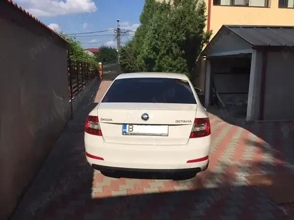 Second-hand Skoda Octavia Sport 105 CP (77 kW) 2015 Alb Berlinǎ