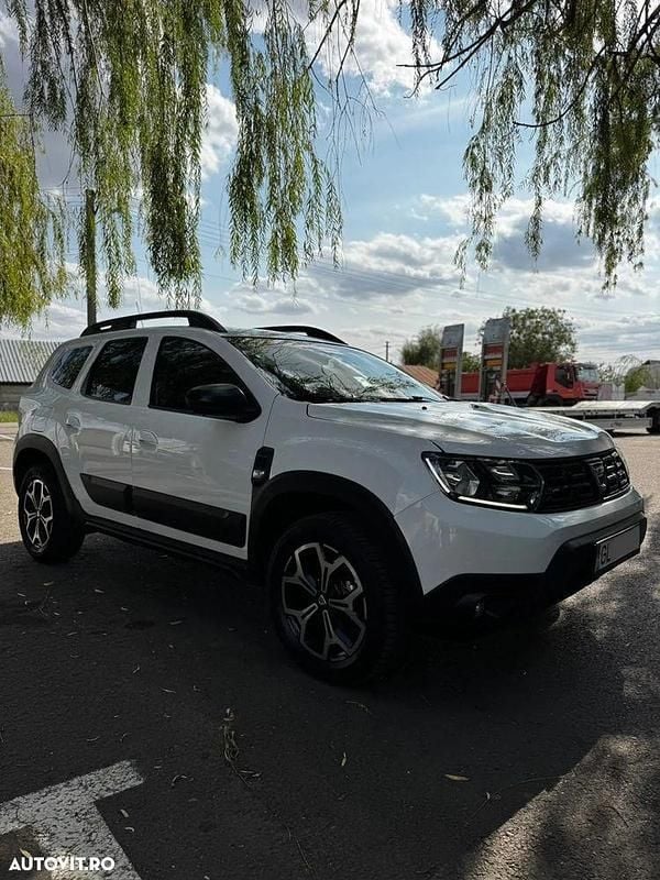 Culoarealb Utilizat 2020 Dacia Duster Lauréate SUV | 11.500 EUR (Super Preț) - Imagine 1/4