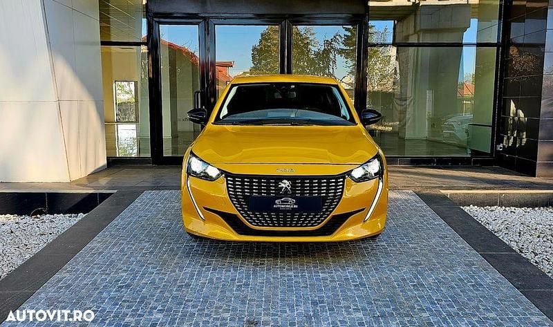 Second-hand Peugeot 208 Active 75 CP (55 kW) 2022 Culoaregalbeuriu Hatchback