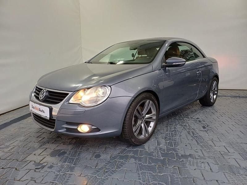 Gri deschis metalic Utilizat 2008 VW Eos Cabrio | 6.990 EUR - Imagine 1/4