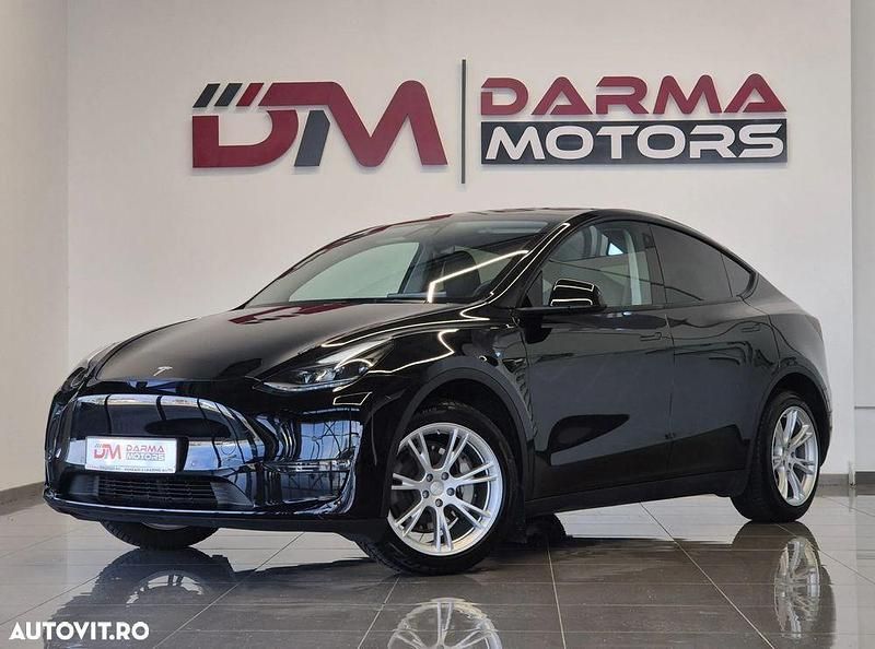 Culoarenegru Utilizat 2022 Tesla Model Y SUV | 37.489 EUR (Preț OK) - Imagine 1/4