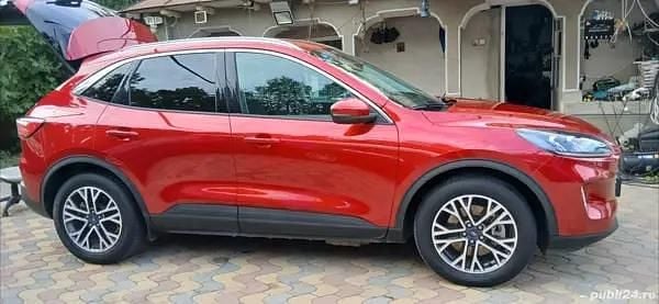 Utilizat 2021 Ford Kuga SUV | 19.700 EUR (Preț OK) - Imagine 1/3