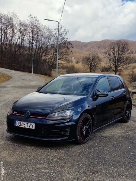 Negru Utilizat 2014 VW Golf VII GTI Hatchback | 13.600 EUR - Imagine 1/4