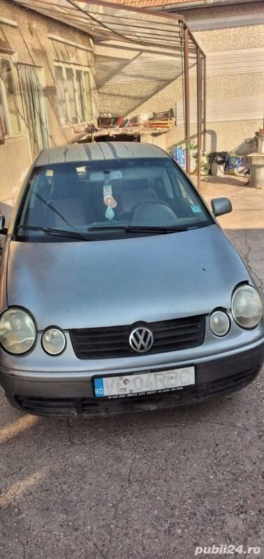 Gri Utilizat 2005 VW Polo Berlinǎ | 699 EUR - Imagine 1/4