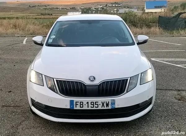 Alb Second-hand 2018 Skoda Octavia Berlinǎ | 8.800 EUR (Preț OK) - Imagine 1/4