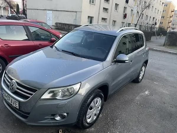 Second-hand VW Tiguan 140 CP (102 kW) 2009 Gri SUV