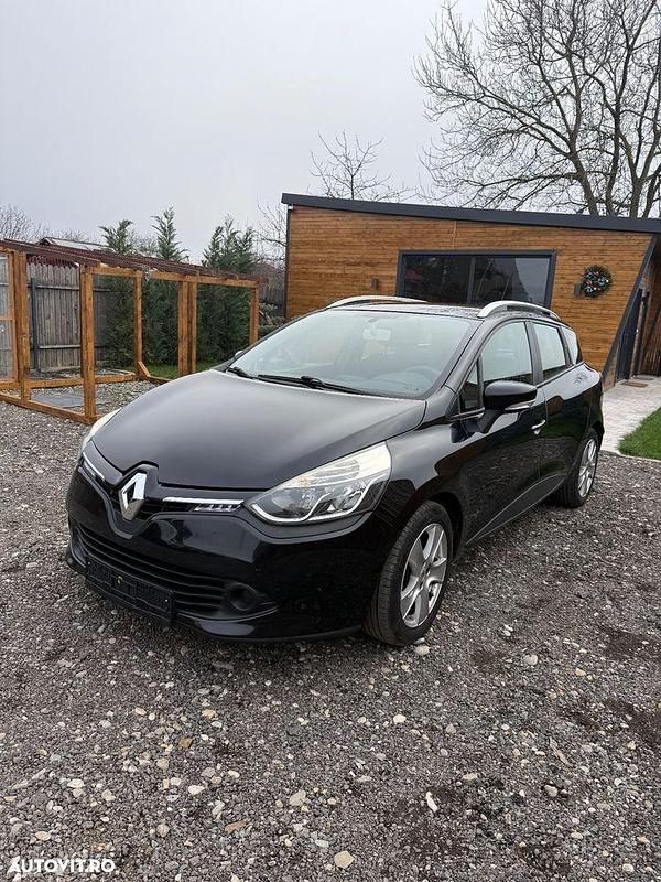 Second-hand Renault Clio GrandTour LIMITED 90 CP (66 kW) 2014 Culoarenegru Break