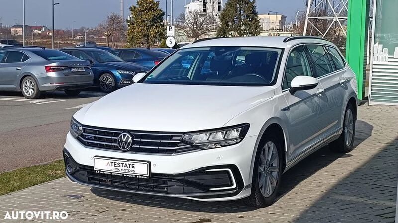 Alb Utilizat 2021 VW Passat GTE Break | 21.345 EUR (Preț OK) - Imagine 1/4