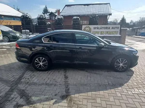 Second-hand VW Passat 120 CP (88 kW) 2017 Gri Berlinǎ