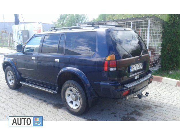 Second-hand Mitsubishi Pajero 2002 Albastru SUV
