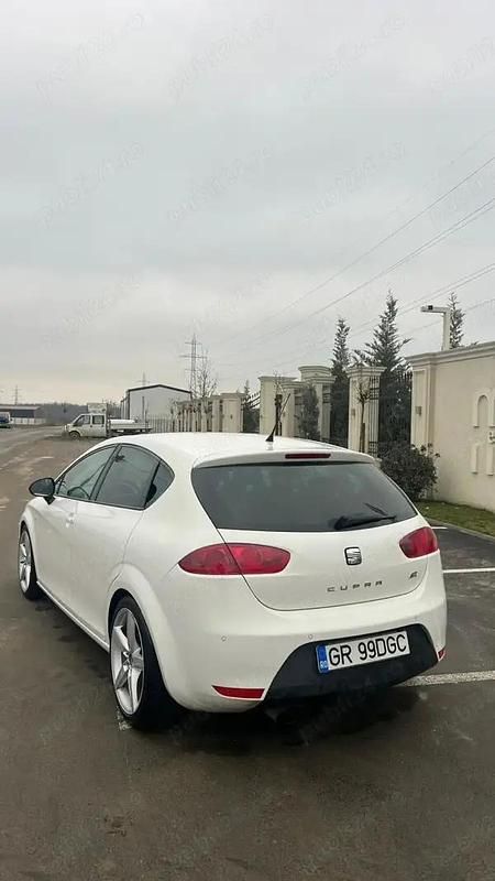 Second-hand Cupra Leon 265 CP (194 kW) 2011 Hatchback