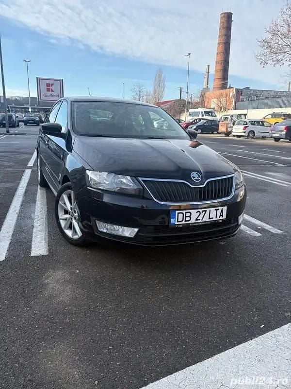 Second-hand 2015 Skoda Rapid Berlinǎ | 5.990 EUR (Preț OK) - Imagine 1/4