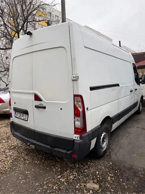 Second-hand Renault Master 146 CP (107 kW) 2012