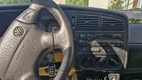Verde Utilizat 1995 VW Passat Break | 550 EUR - Imagine 1/4