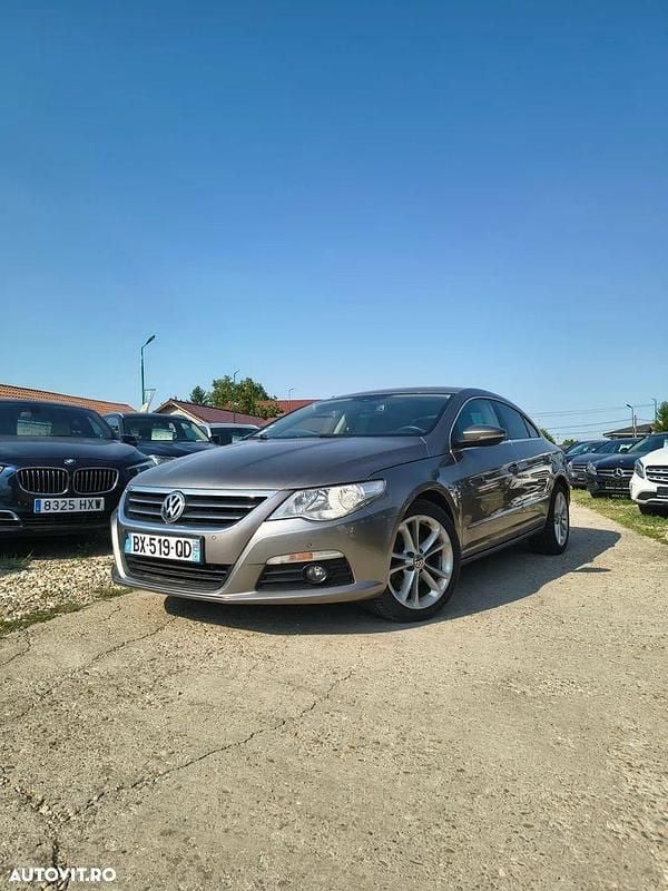 Galbeuriu Utilizat 2011 VW CC Exclusive Berlinǎ | 8.490 EUR (Preț bun) - Imagine 1/4