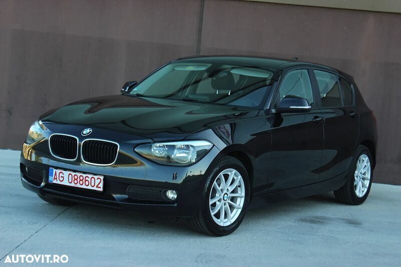 Negru Utilizat 2016 BMW 116 Sport Line Hatchback | 6.999 EUR - Imagine 1/4