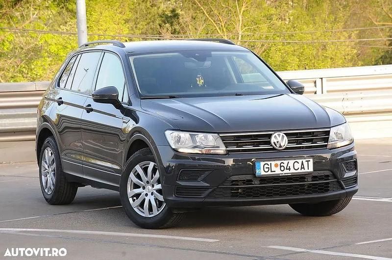 Gri Utilizat 2018 VW Tiguan Comfortline SUV | 17.000 EUR (Preț bun) - Imagine 1/4