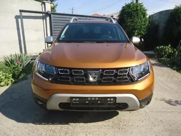 Portocaliu Utilizat 2020 Dacia Duster Prestige SUV | 14.800 EUR (Preț OK) - Imagine 1/4