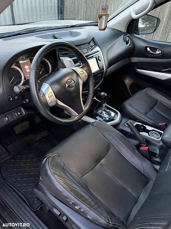 Second-hand Nissan Navara 190 CP (139 kW) 2016 Culoarenegru Pickup