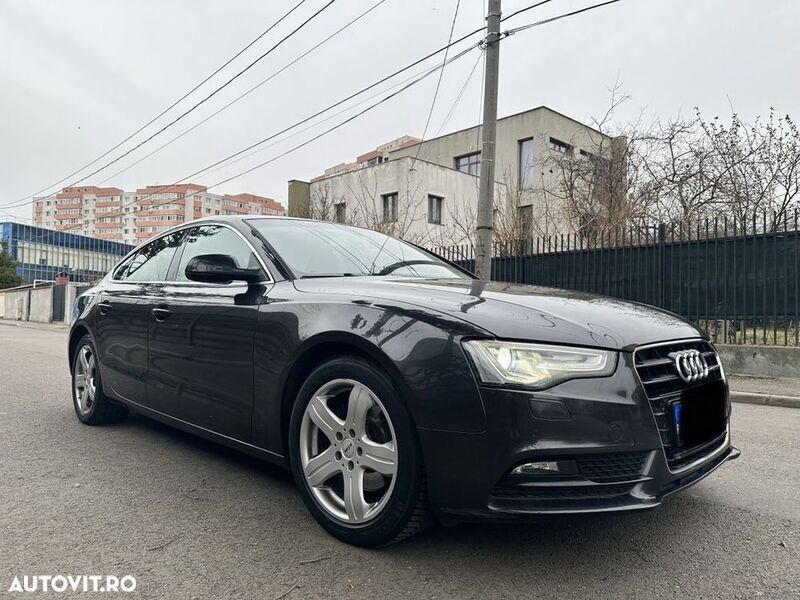 Negru Utilizat 2012 Audi A5 Sportback Coupe | 9.800 EUR (Super Preț) - Imagine 1/4